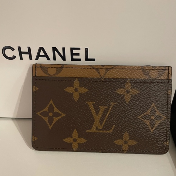 Meet your Posher, Zoe - Picture 6 of 10